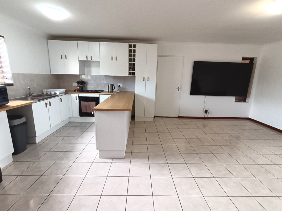 2 Bedroom Property for Sale in Humewood Eastern Cape